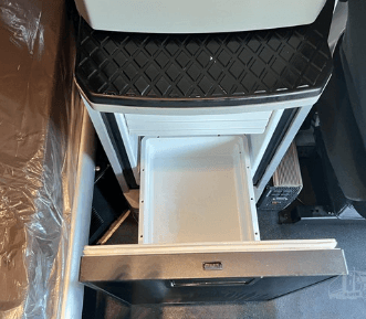 2023 Kenworth 310 image 7