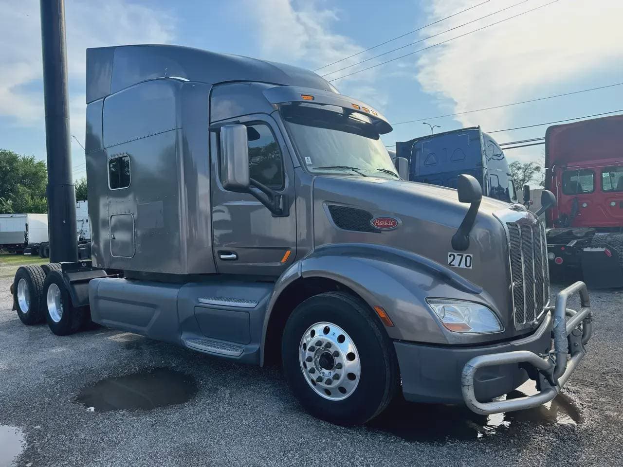 2019 Peterbilt 579 image 1