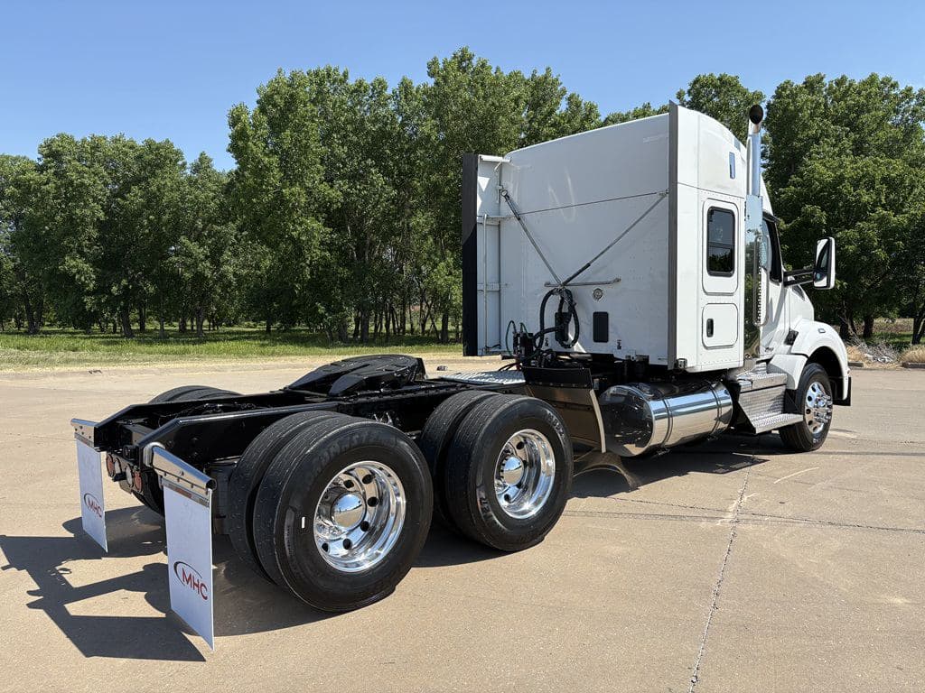Used 2020 KENWORTH T880 image 13