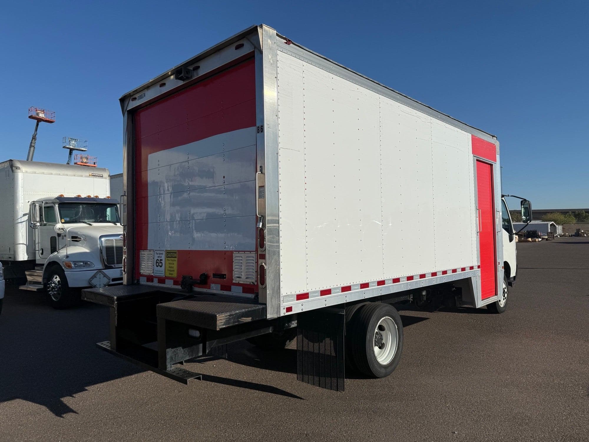 2018 Hino XJC740 / XFC740 image 4