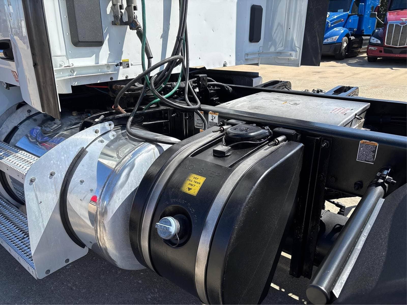 2020 Peterbilt 579 image 4