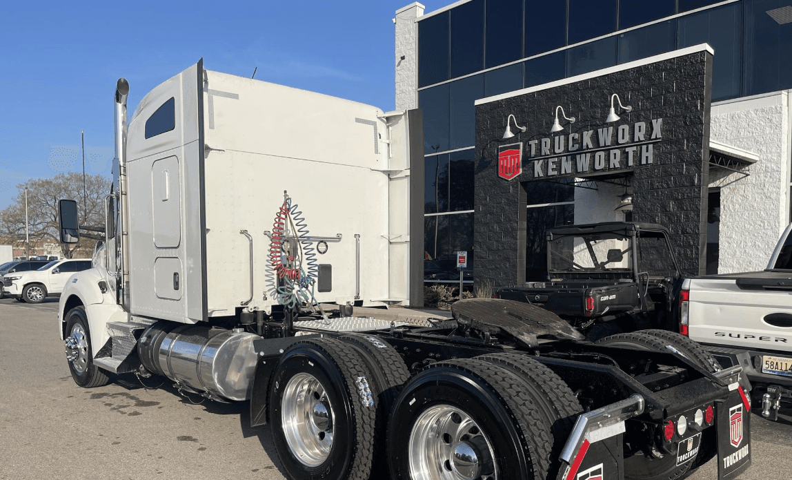 2020 Kenworth T880 image 4
