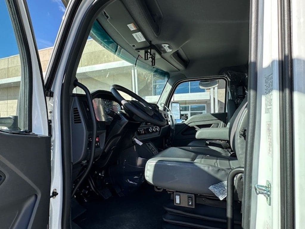 New 2026 KENWORTH T380 image 13