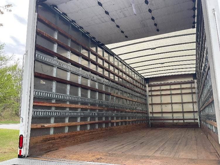 2022 International MV607 Box Truck - 220HP, 6 Speed Automatic, Roll up Door image 11