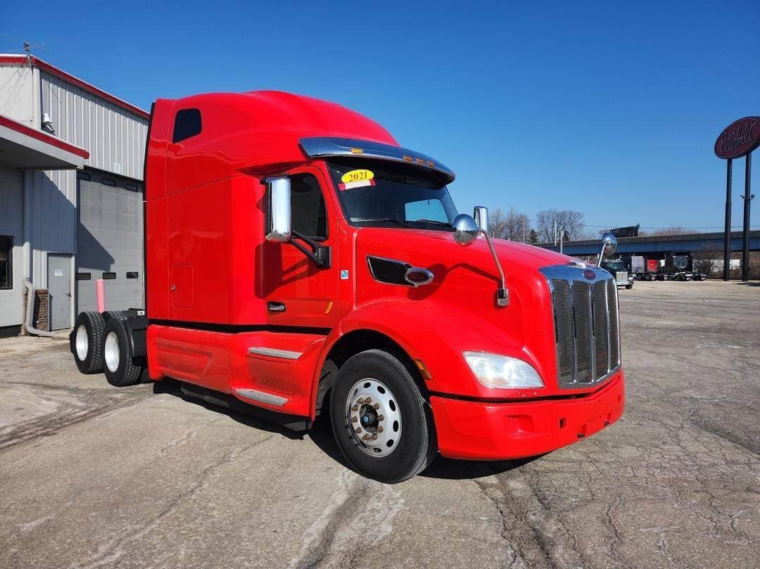 2021 Peterbilt 579 image 6