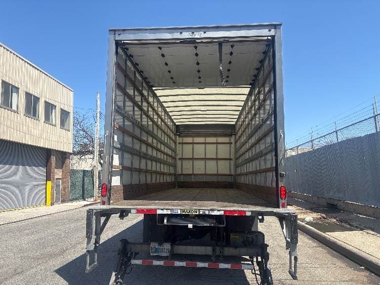 2022 International MV607 Box Truck - 220HP, 6 Speed Automatic, Roll up Door image 8