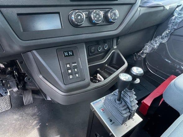 2025 Kenworth U7-10 image 17