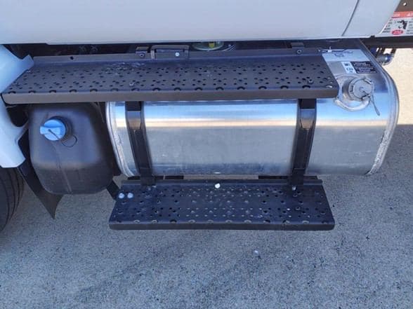 2025 Ford 4143D image 9