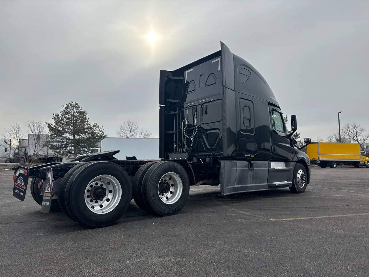 2019 Freightliner Cascadia image 4