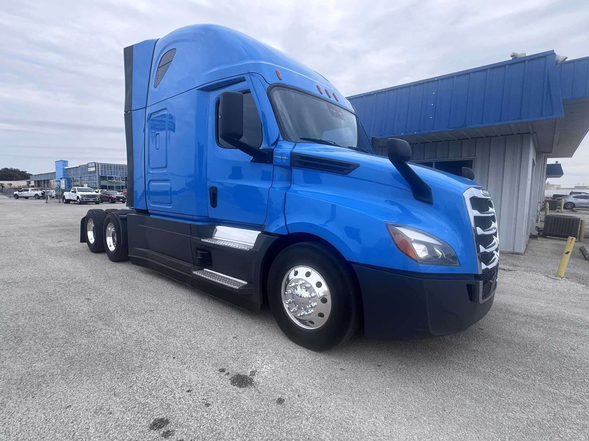 2022 Freightliner Cascadia 126 image 5