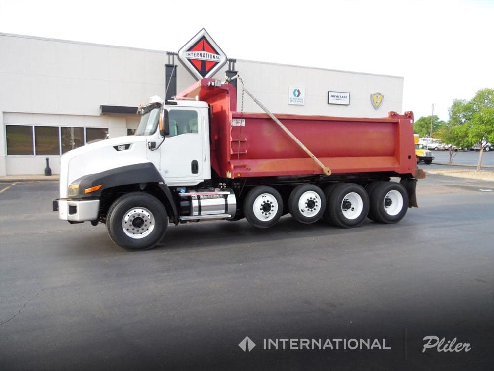 2016 CATERPILLAR CT660S Dump Truck (GN292961) image 5