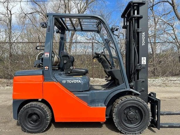 2018 TOYOTA 8FGU30 image 1