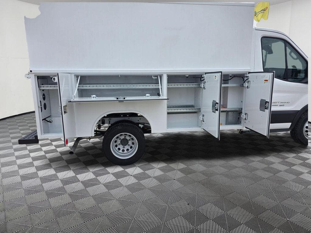 2024 Ford Transit-350 Base image 30