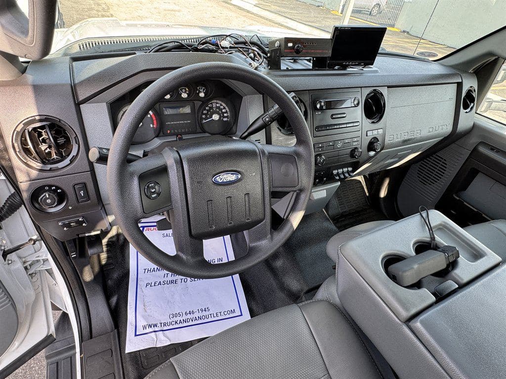 2016 Ford F550 image 59