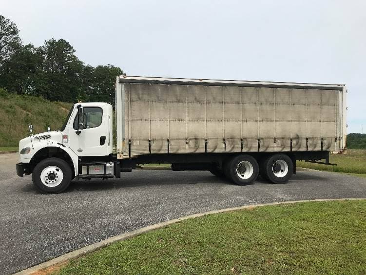 2021 Freightliner M2 image 4