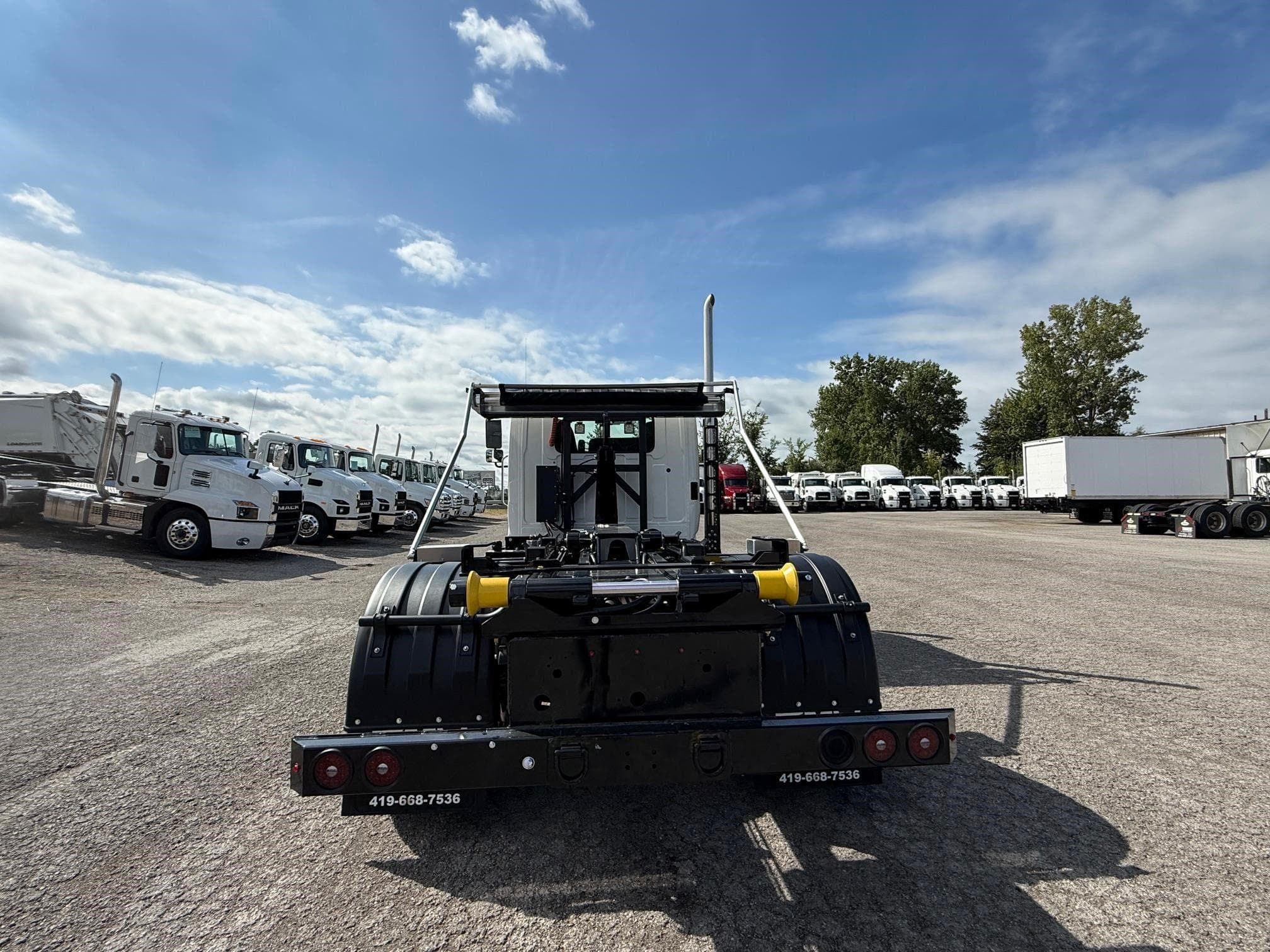 2024 HINO L6 118526 image 7