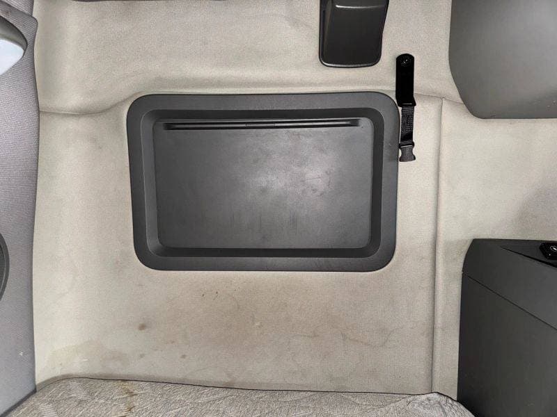 2020 Volvo VNL image 39