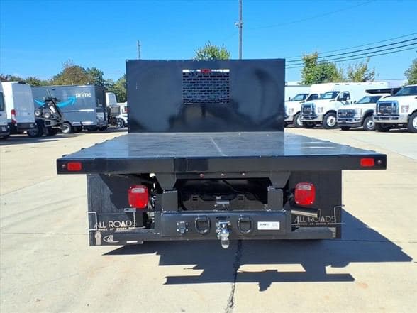 2025 Ford F550 image 7