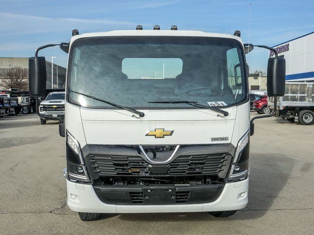 2025 Chevrolet 4500 HD LCF Diesel Base image 8