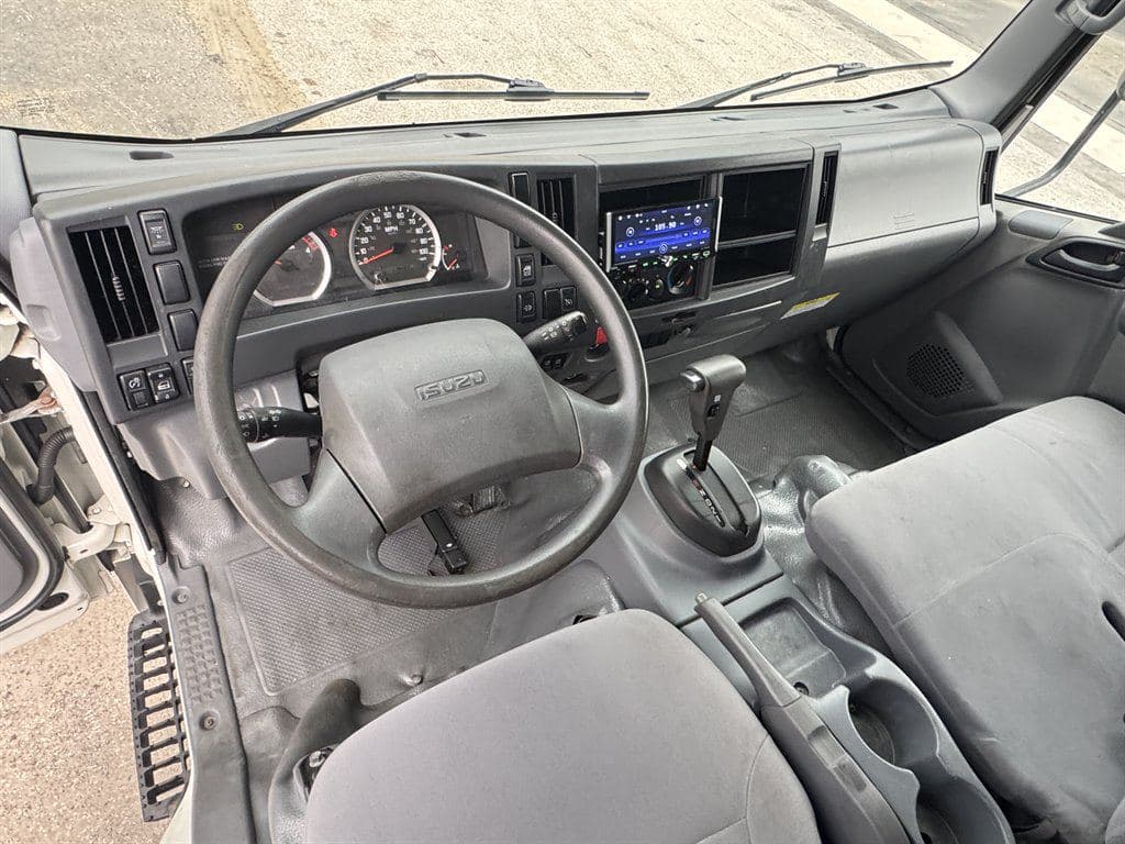 2021 Isuzu NPR XD image 69