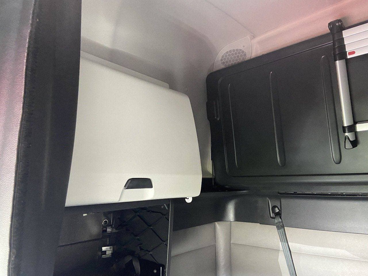 2020 FREIGHTLINER PE116064ST Tandem Axle Sleeper image 13