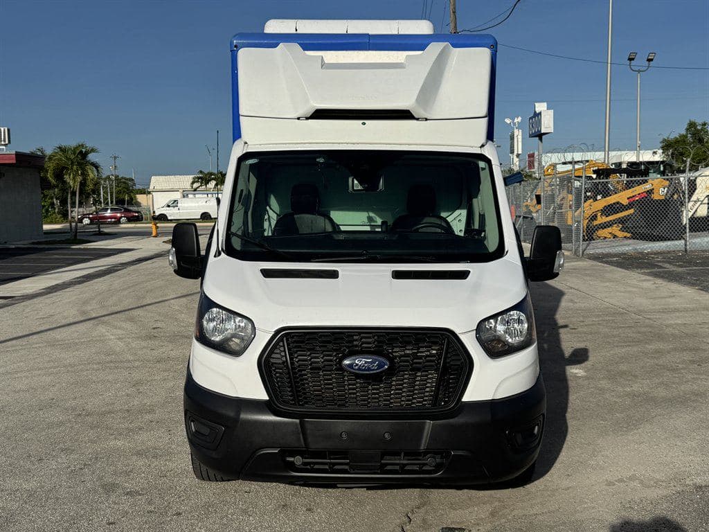 2023 Ford Transit T-350 image 2