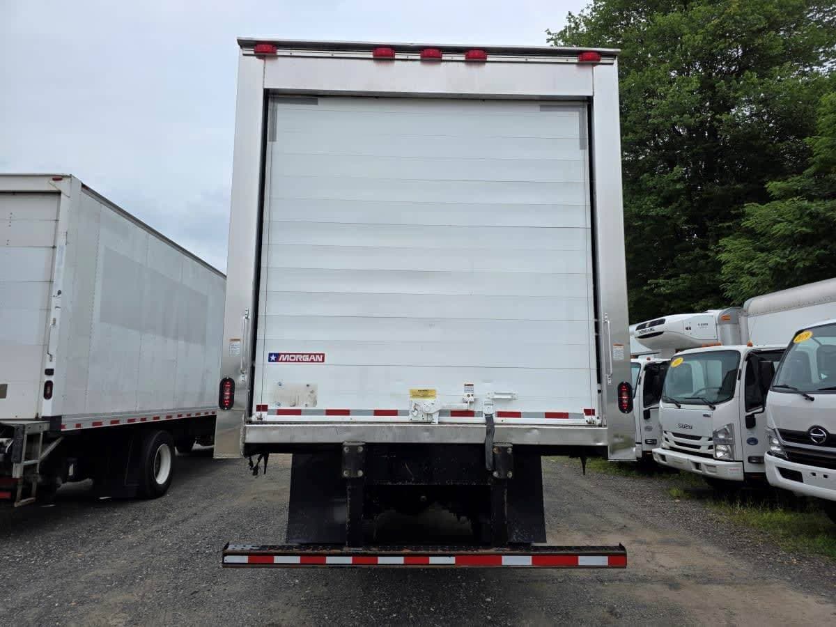 2020 Freightliner M2 image 4