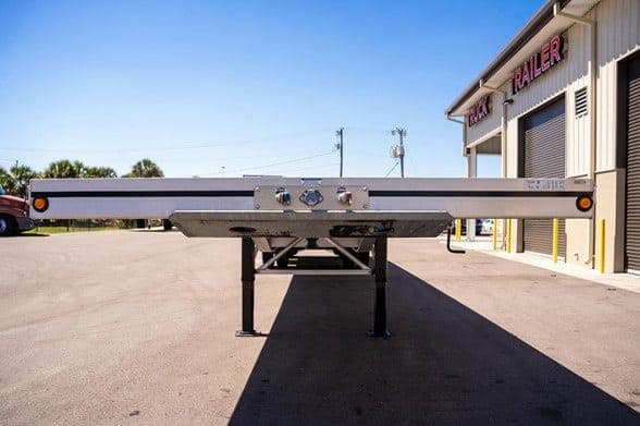 2026 Mac Trailer Mfg 1650 Cft image 3