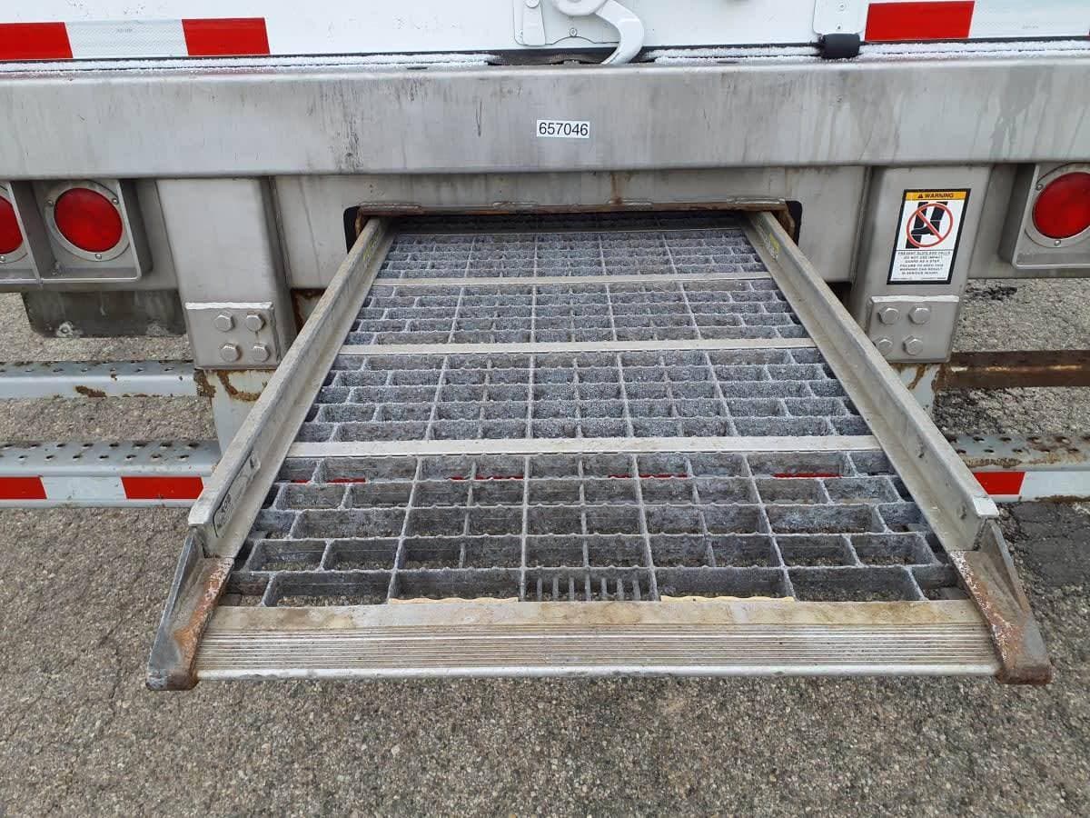 2017 Great Dane 7211TZ-1 48 ft Reefer Trailer - Single Axle, Roll up Door image 13