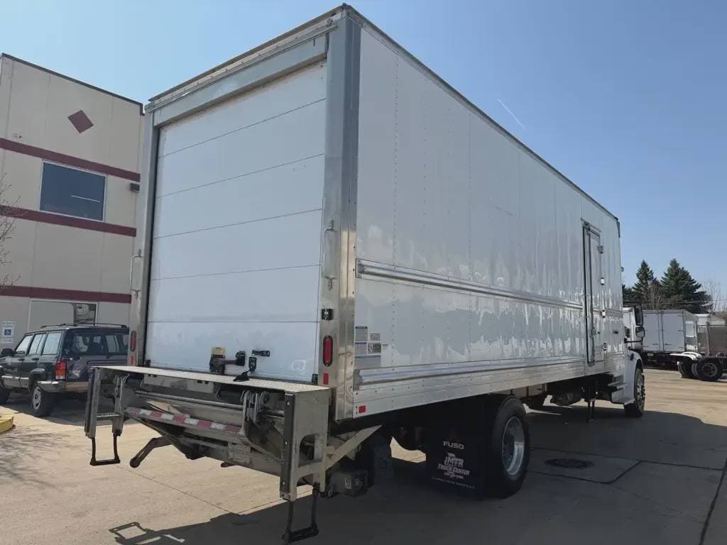Used 2019 FREIGHTLINER Reefer/Refrigerated Truck - Food Truck, Box Truck - Straight Truck - BUSINESS CLASS M2 106 image 4