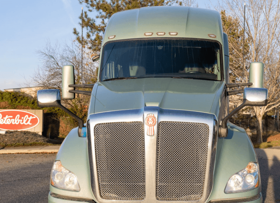 2020 Kenworth T680 image 3