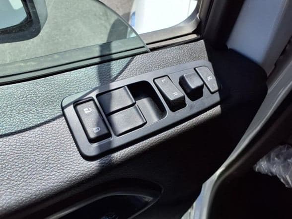 2025 Kenworth T880 image 12