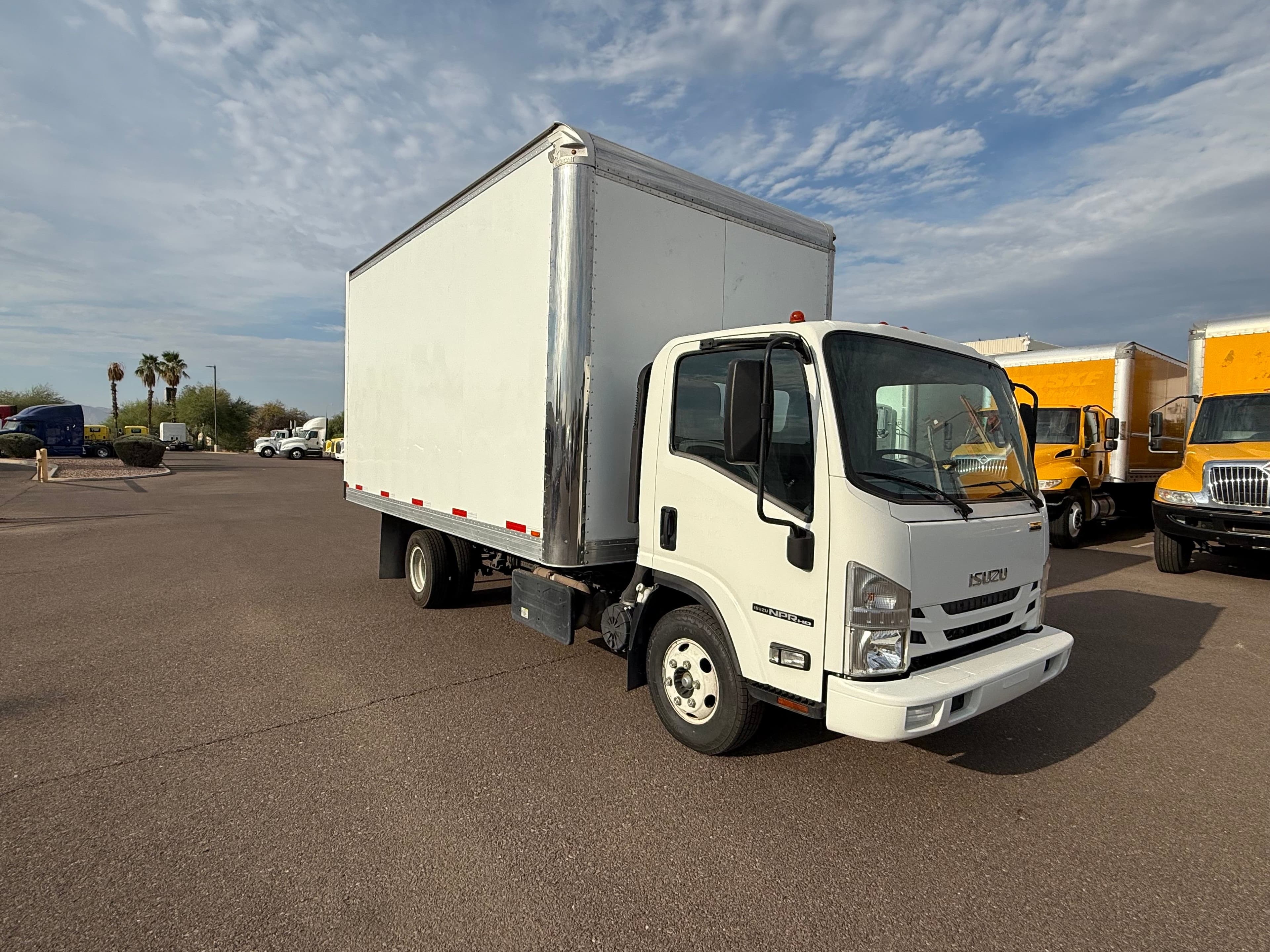 2019 Isuzu NPR-HD image 9