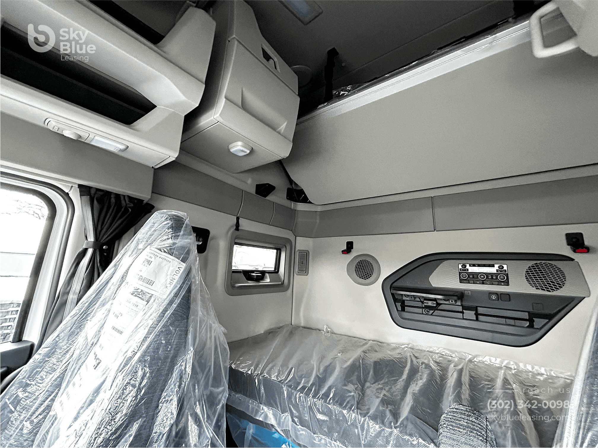 2026 Volvo NEW VNL image 12