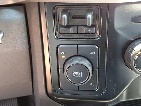 2025 Ford F450 SD image 15