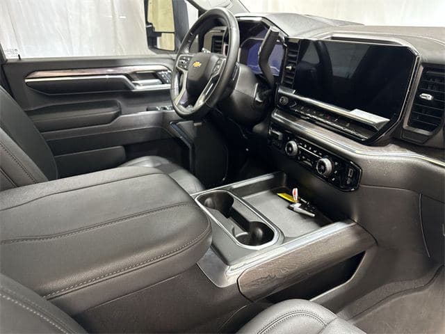 2024 Chevrolet Silverado 2500HD LTZ image 29