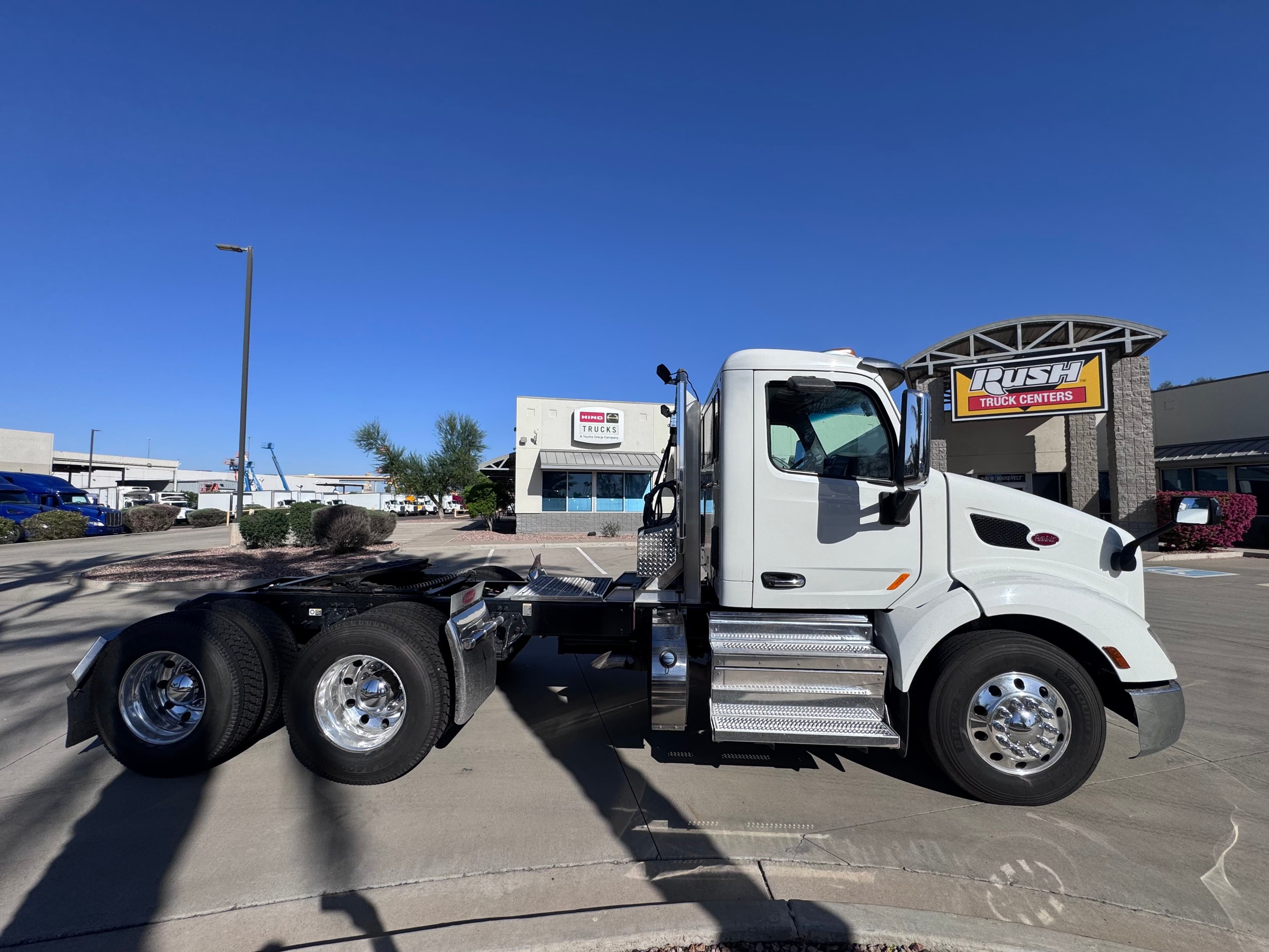 2020 Peterbilt 579 image 4