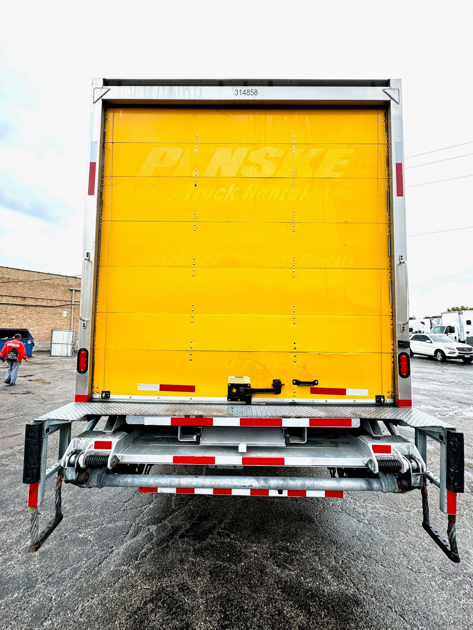 2018 Freightliner M2 image 4