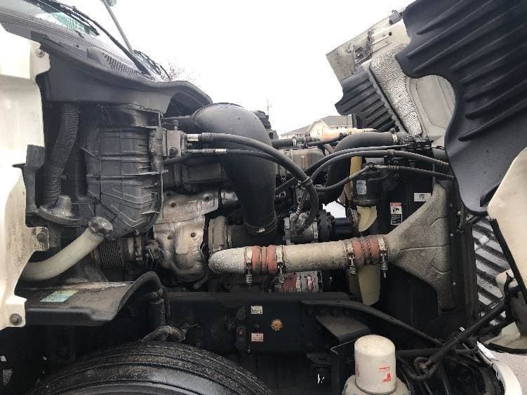 2018 Freightliner Cascadia image 3