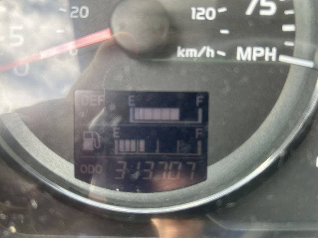 2020 Hino 338 image 10