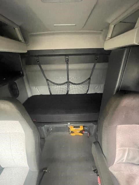 2021 Freightliner Cascadia 116 image 8