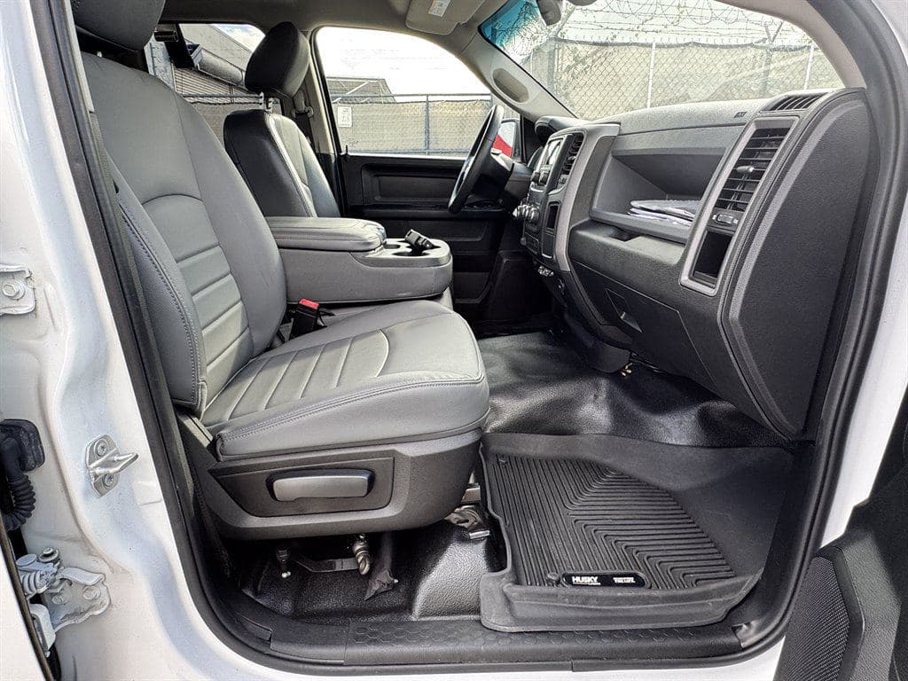 2020 Ram 1500 DS image 46