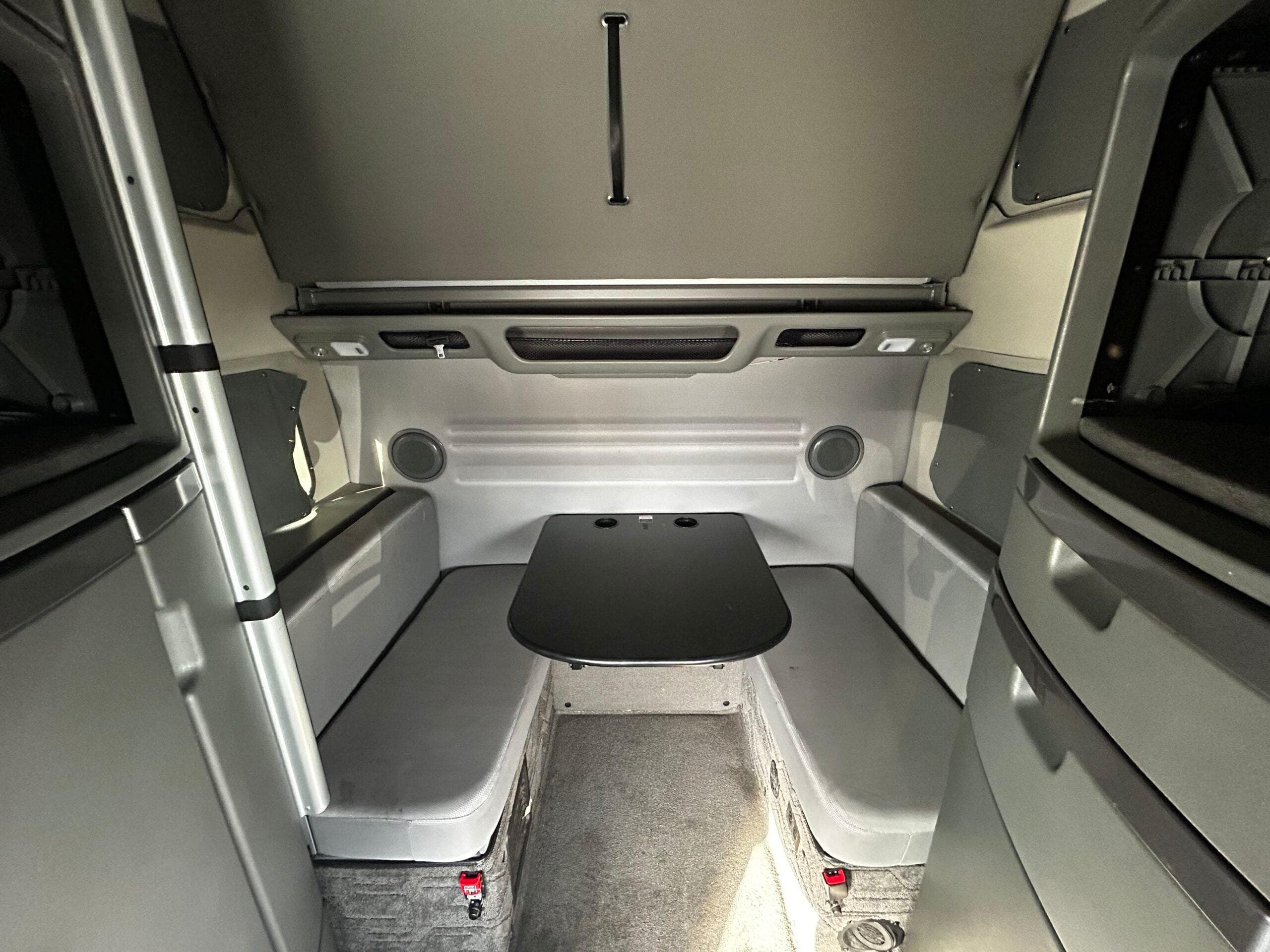 2024 Volvo VNL860 image 6