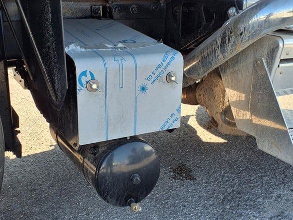 2025 Kenworth T880 image 17