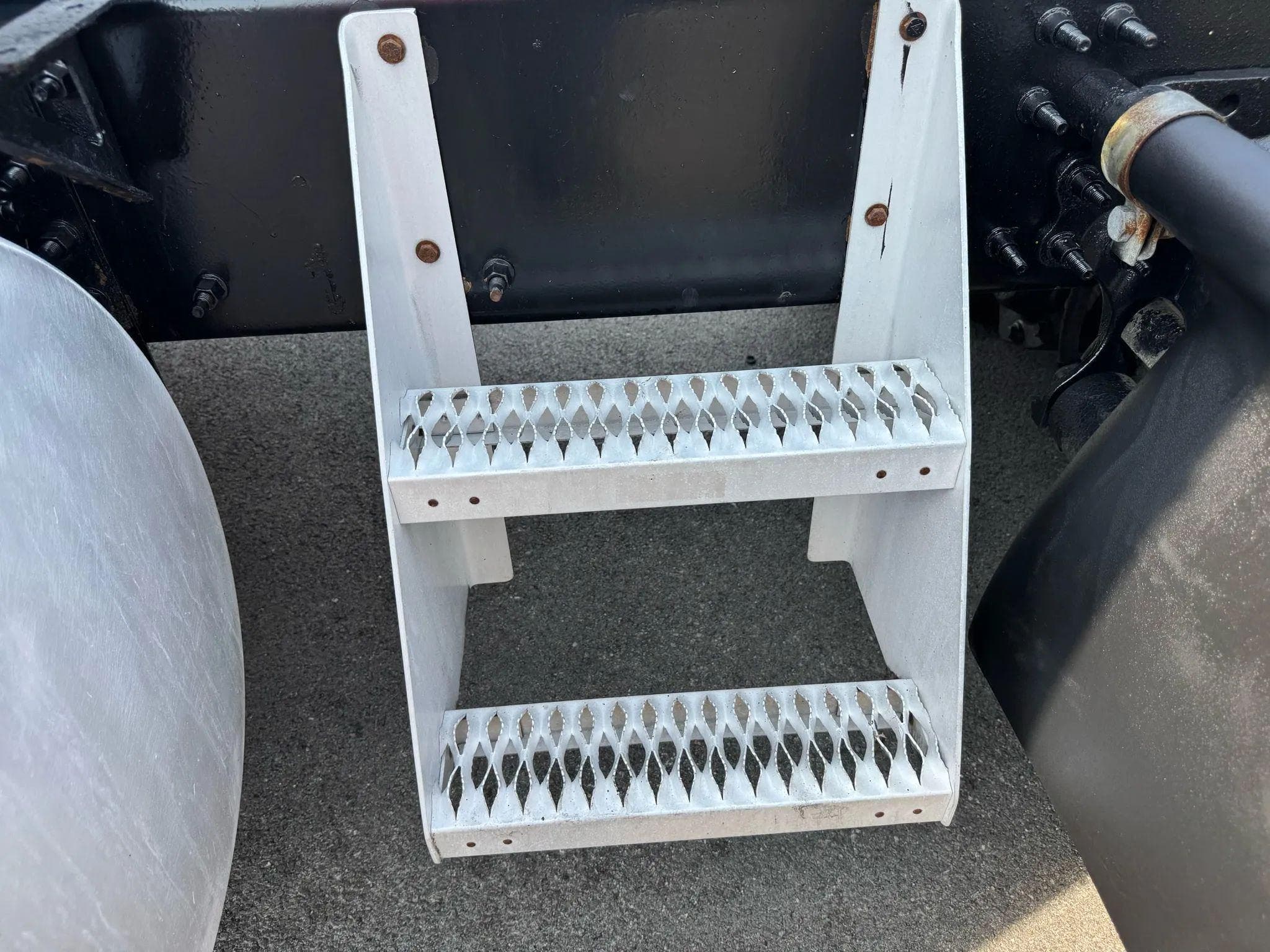 2012 Volvo VNL image 22