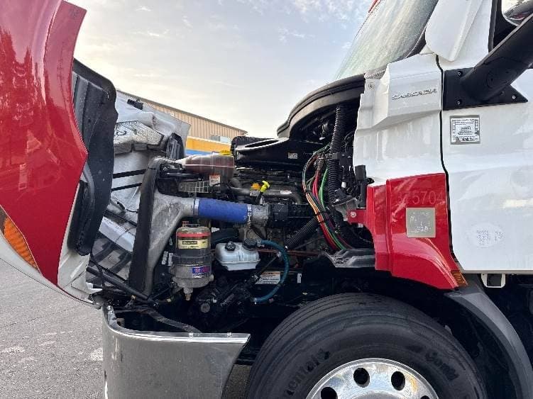 2021 Freightliner Cascadia image 6