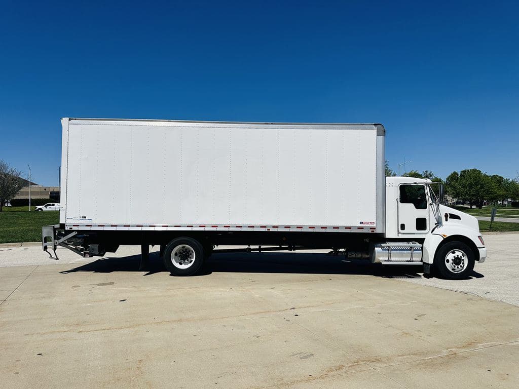 Used 2022 KENWORTH T270 image 17
