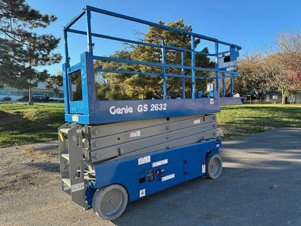 2014 GENIE GS-2632 image 2