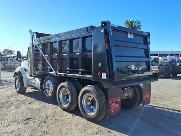 2026 Kenworth T880 image 7