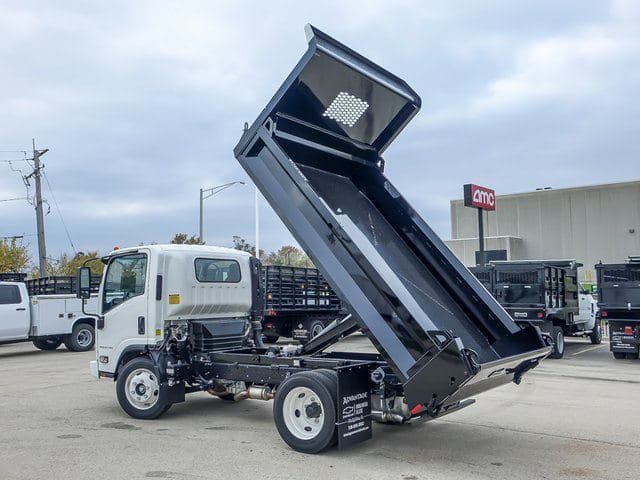 2024 Chevrolet 4500 HG LCF Gas Base image 10